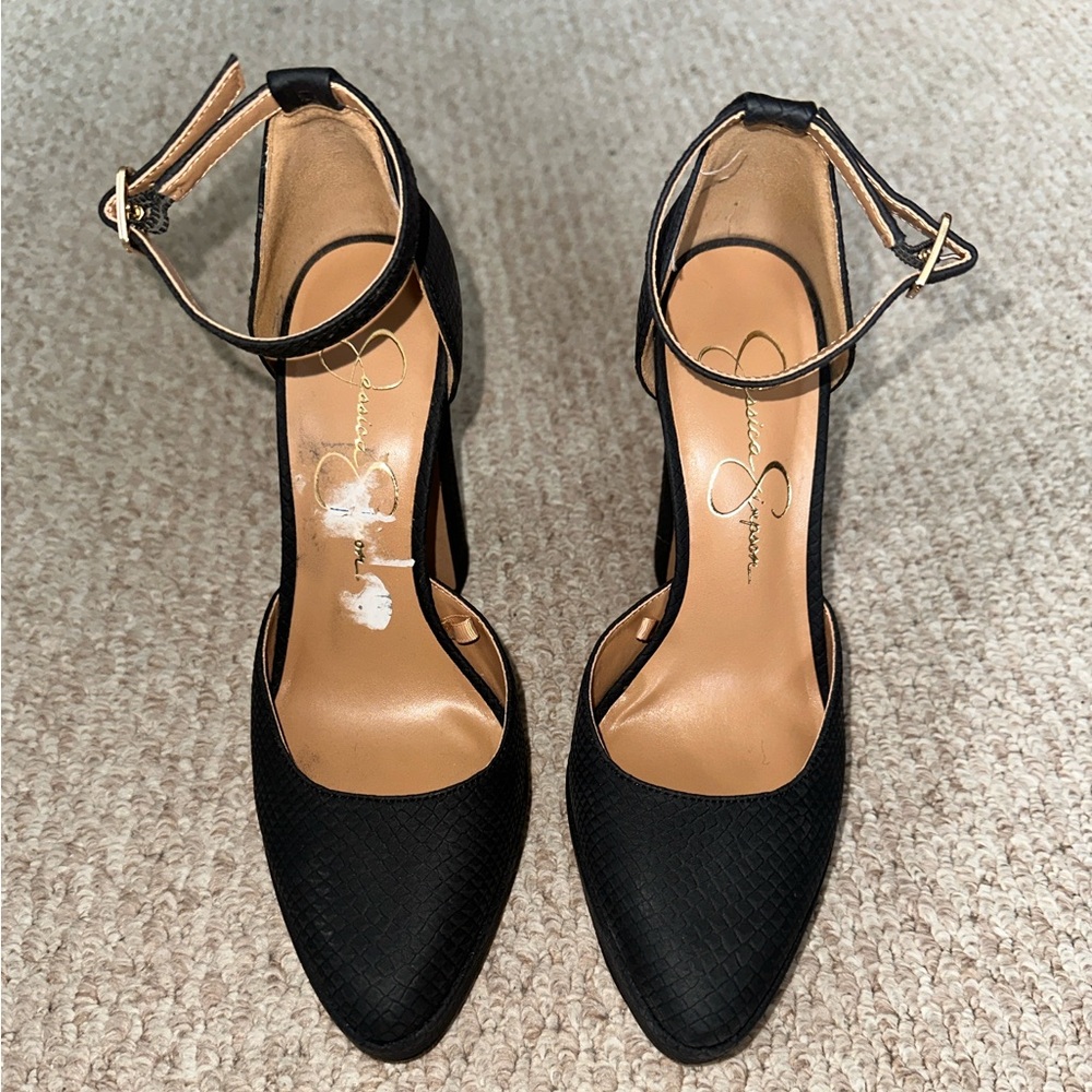 Jessica Simpson Black Pointed-Toe Heels